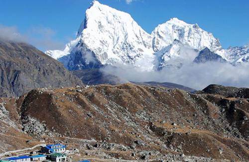 Gokyo Valley Trek